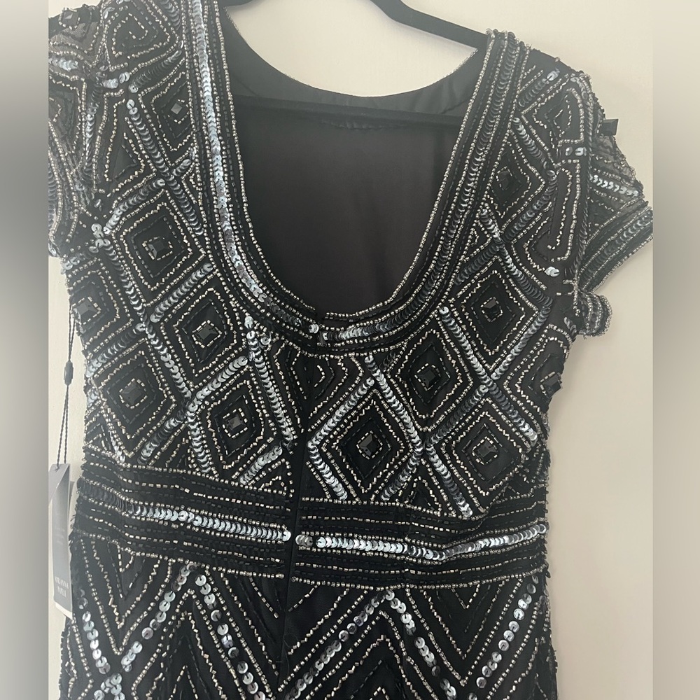 NWT Adrianna Papell Art Deco Diamond Beaded Evening Gown with Cap Sleeves - Picture 8 of 16